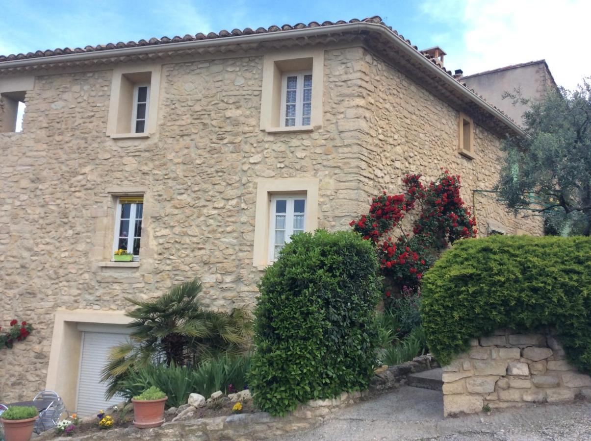 Les Conils - Gites Et Chambres D'Hotes Saint-Pierre-de-Vassols Buitenkant foto