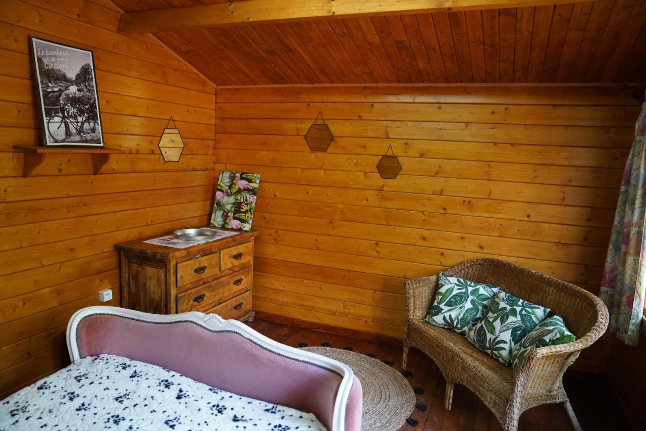 Les Conils - Gites Et Chambres D'Hotes Saint-Pierre-de-Vassols Buitenkant foto