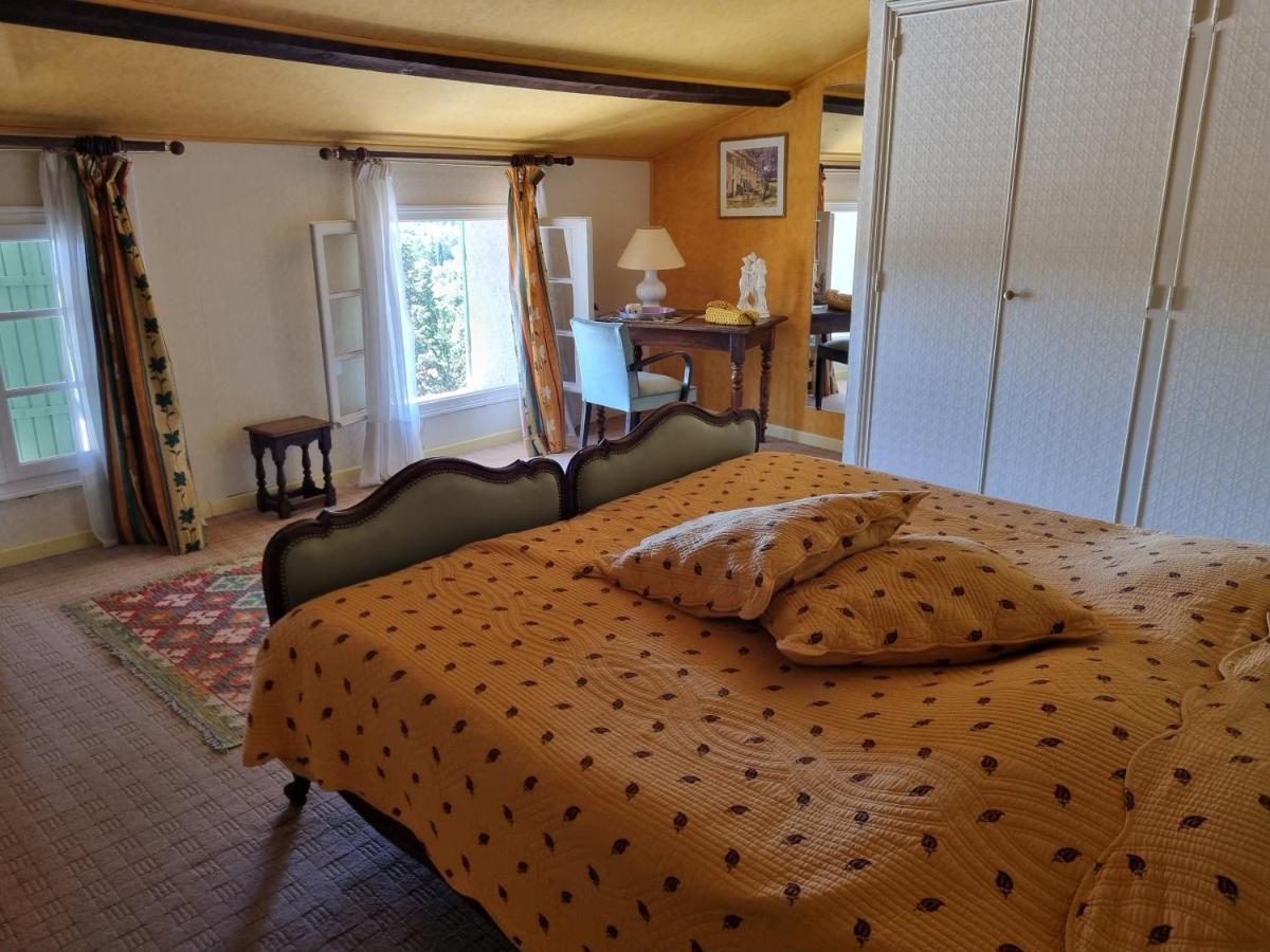 Les Conils - Gites Et Chambres D'Hotes Saint-Pierre-de-Vassols Buitenkant foto